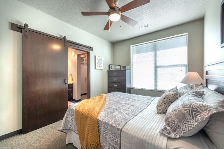 apartments-in-ames-iowa-near-campus-stadium-view